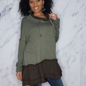 Olive Multimedia Top